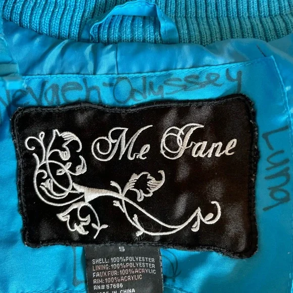 Cropped Puffer Jacket - Picture 4 of 7